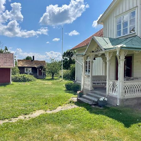 Backgardens Timmerstuga Falköping Dış mekan fotoğraf